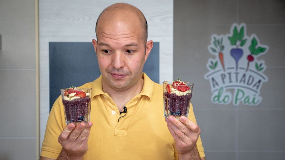 pudim de chia e açaí