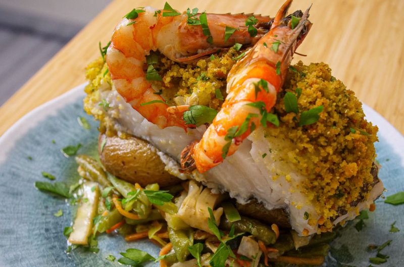 O Melhor Bacalhau assado com Crosta de Broa