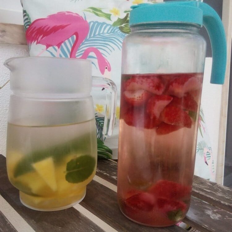 agua aromatizada de morango