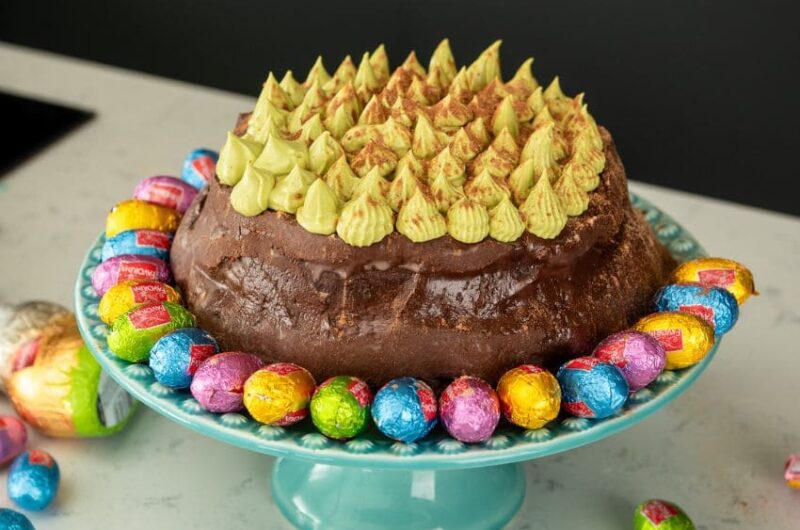 bolo de chocolate do dubai com pistachios